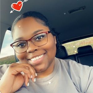 Meet your Posher, Sharell